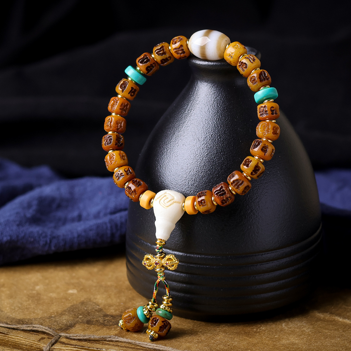 Bone Carved Six-Word Mantra Va - Ethnic Fashion Way incelemesi ve fiyatı